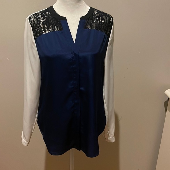 𝅺chicos Black Label Color Block Lace Back Top, Size 00 - Picture 1 of 5